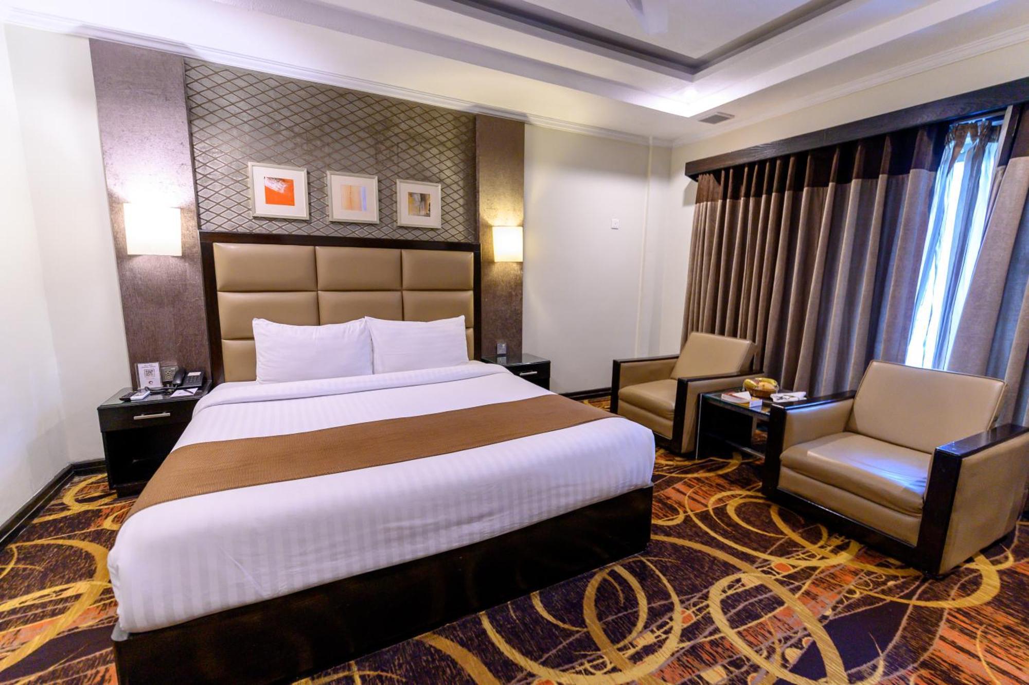 Hotel One أبوت آباد المظهر الخارجي الصورة